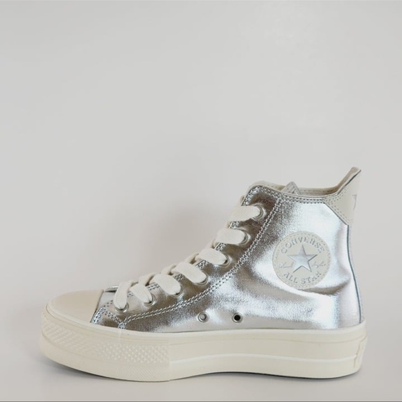 Metallic silver Converse size 9 NWT - Picture 3 of 6